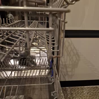 Teka Bulaşık Makinesinde Sepetlerin Paslanması Ve Ücretsiz Değişim Talebi