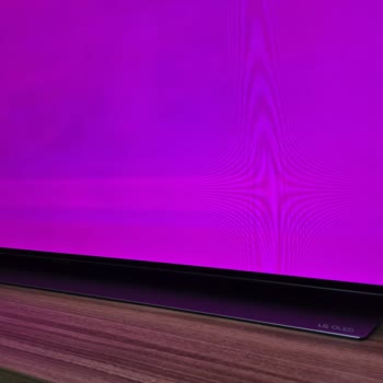 Yeni Alınan LG OLED TV'de Çizgi Oluştu, Uzatılmış Garanti Reddedildi