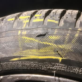 Yeni Lassa Greenways Lastiği 130 Km/s Hızda Patladı Ve Kullanıcı Hatası İddiası Kabul Edilemez