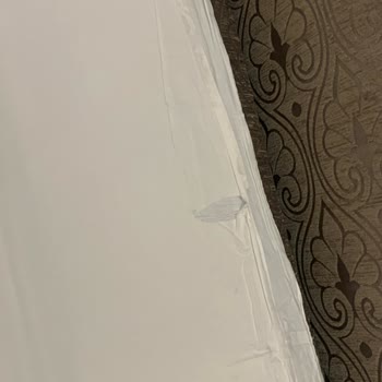 Kirli Oda Ve Yetersiz Yatak Düzeni