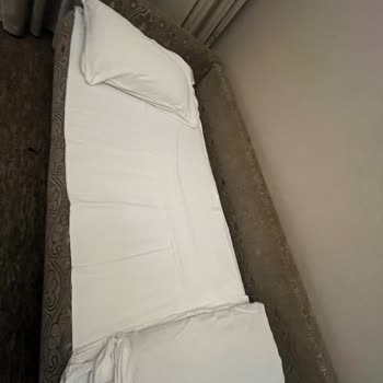 Kirli Oda Ve Yetersiz Yatak Düzeni