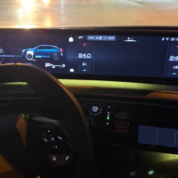 Peugeot 3008 Ekran Ve Navigasyon Arızaları Güvenliği Tehlikeye Atıyor