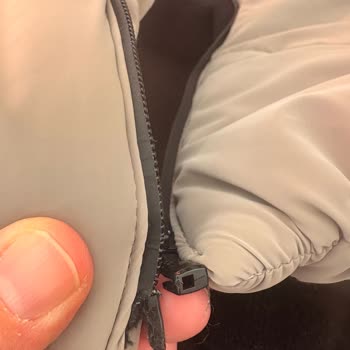 E‑Bebek’te Alınan Çocuk Montunda Fermuar Arızası Ve İade Talebi