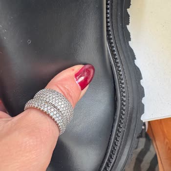 Bambi Ayakkabı İlk Kontrolde Bu Üretim Hatasını Görmem