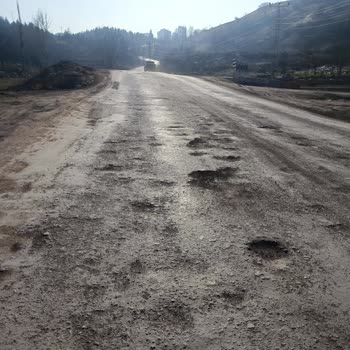 Karapürçek Caddesi Bozuk Asfaltı Onarın, Uzun Süreli Mağduriyete Son