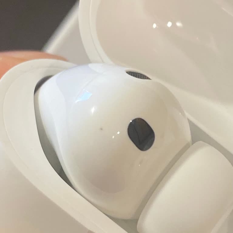 Hepsiburada'dan Aldığım AirPods Pro 3'te Siyah Leke Ve Reddedilen Değişim Talebi