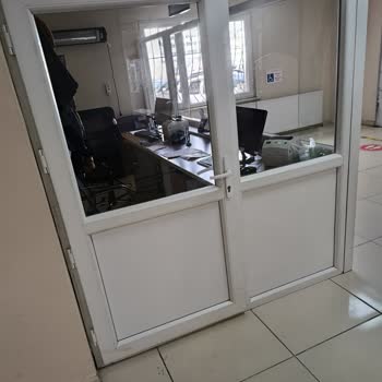 Acil Serviste Ultrason Kapalı, Uzun Bekleme Ve Şiddetli Karın Ağrısı