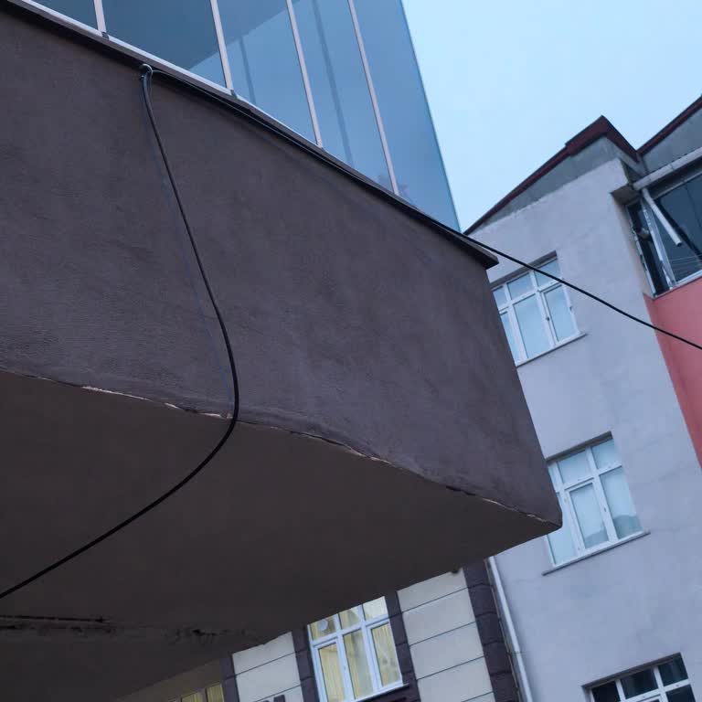 İzinsiz Kutu Ve Kablo, Güvenlik Riski Ve Zarar Tamiri Talebi