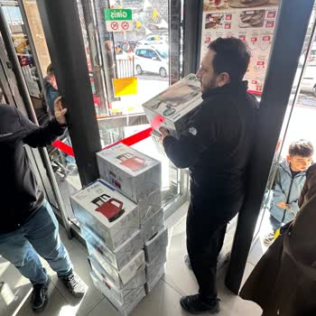 Stokçuların Kampanyalı Ürünleri Yağmalaması Ve BİM’in Sessiz Kalması