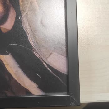 Kusurlu Ve Yanlış Renkli Çerçeve İçin İade Talebi