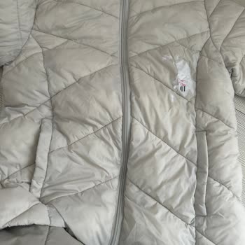 Mavi Montlarda Elyaf Birikimi Ve Yapışık Etiket Değişim Talebi