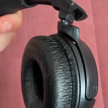 JBL 570BT Kulaklığın Sol Tarafı Kırıldı, Ücretsiz Değişim İstiyorum