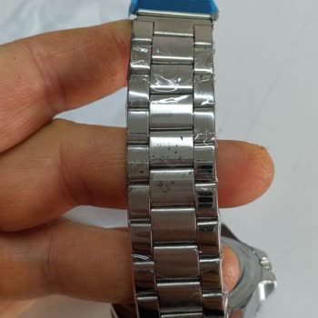 Kişiye Özel Baskısı Olmayan Ve Lekeli Saat İçin Tam İade Talebi