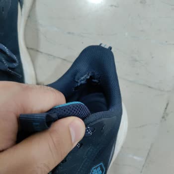 Mavi Lumberjack Ayakkabısındaki İç Yırtılma Ve Fiziksel İnceleme Talebi