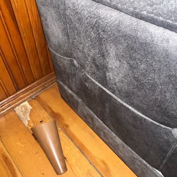 Gündoğdu Mobilya Garanti Altındaki Köşe Takımı Kırıldı Firma Kullanıcı Hatası Diyerek Ücret İstedi