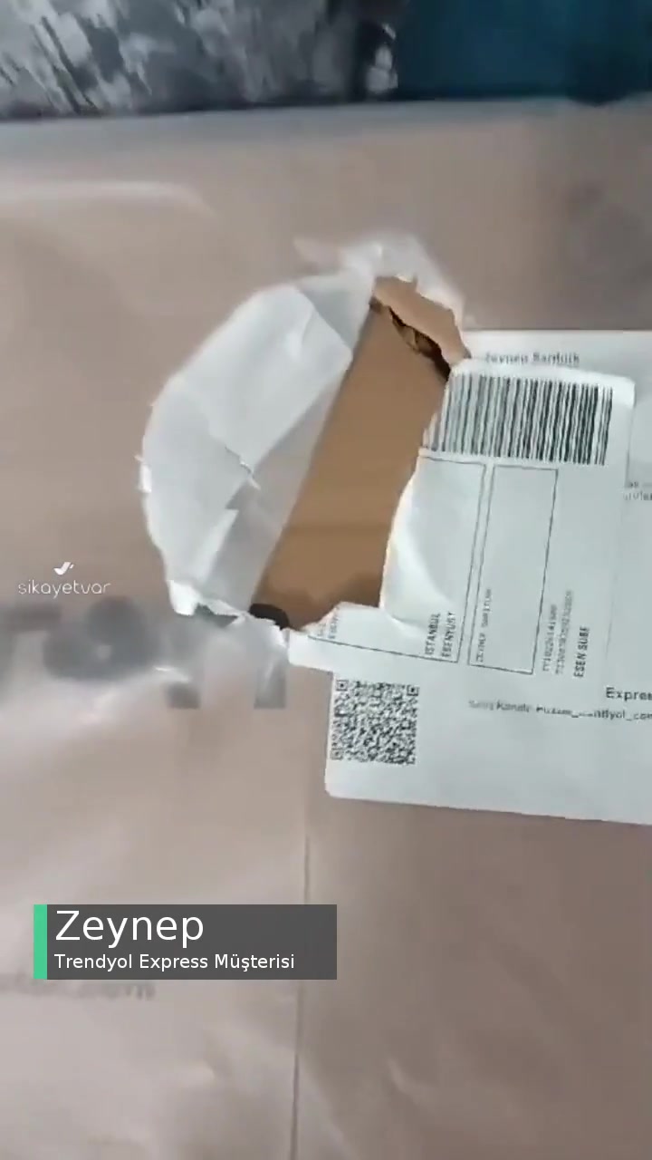 Trendyol Express Kutunun Üstünde Delik Var videonun kapak resmi