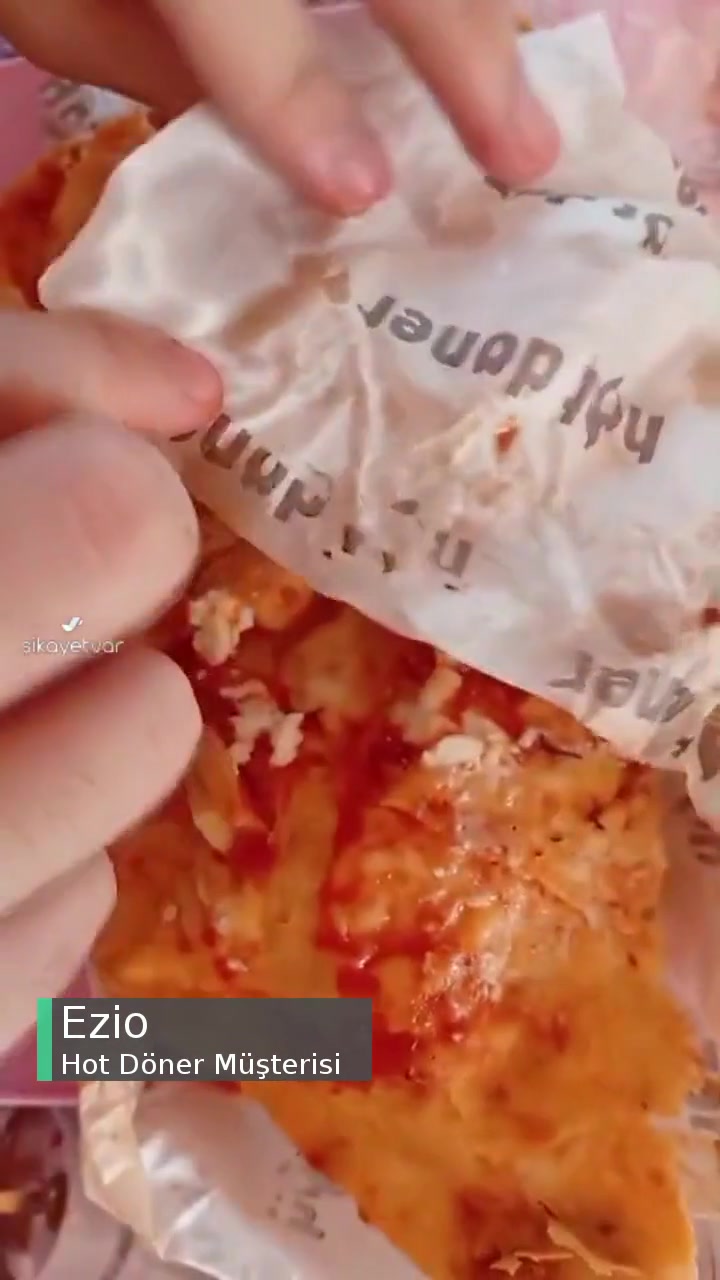 Hot Döner İçi Boş Dürüm videonun kapak resmi