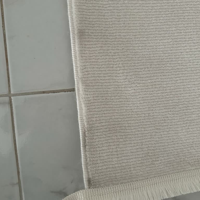 Ocaklar Halı Perde (Antalya) Farklı Ve Lekeli Ürün Gönderimi!