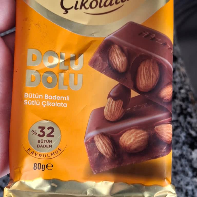 A101 Marketten Çikolatada Plastik Parça Çıktı Dişime Yakın Hasar Oluşturdu