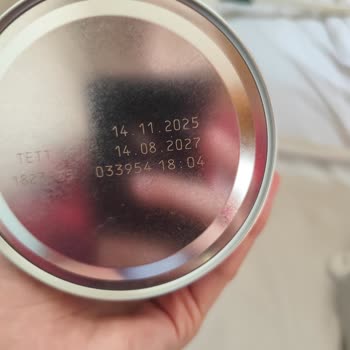 Bozulmuş Bebek Maması Kötü Koku Ve Renk İçin İade Talebi