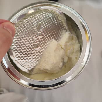 Bozulmuş Bebek Maması Kötü Koku Ve Renk İçin İade Talebi