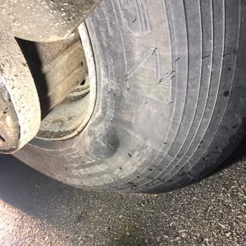 Petlas Lastiğinde Yanaklardan Balon Oluşması Güvenlik Ve Garanti Talebi