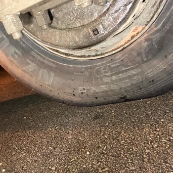 Petlas Lastiğinde Yanaklardan Balon Oluşması Güvenlik Ve Garanti Talebi