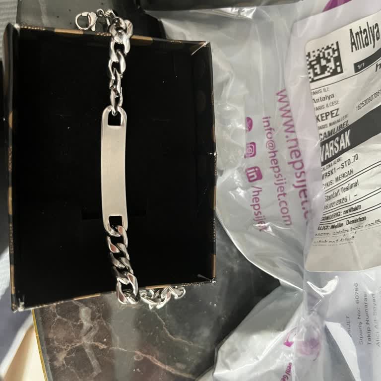 Instagram Satıcısının Geciken Ve Eksik Takı Gönderimi İçin Cevap Ve İade Talebi