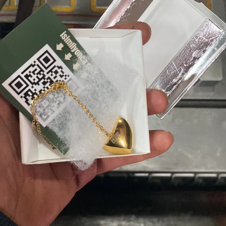 Sevgililer Günü Öncesi Teslim Edilmemiş Ve Reklamıyla Uyuşmayan Ürün