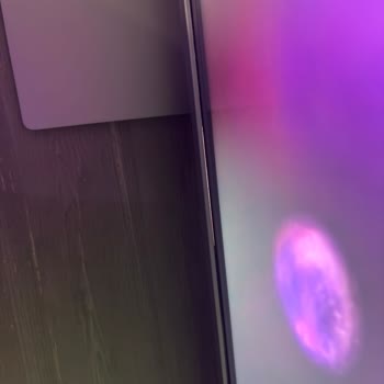 Philips TV'de Panel Arızası, Vatan Bilgisayar Ve Philips Sorumluluğu Üzerine Atıyor