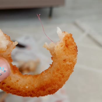 Feast Soğan Halkasında Bulunan İp Ürün Güvenliğini Sarsıyor