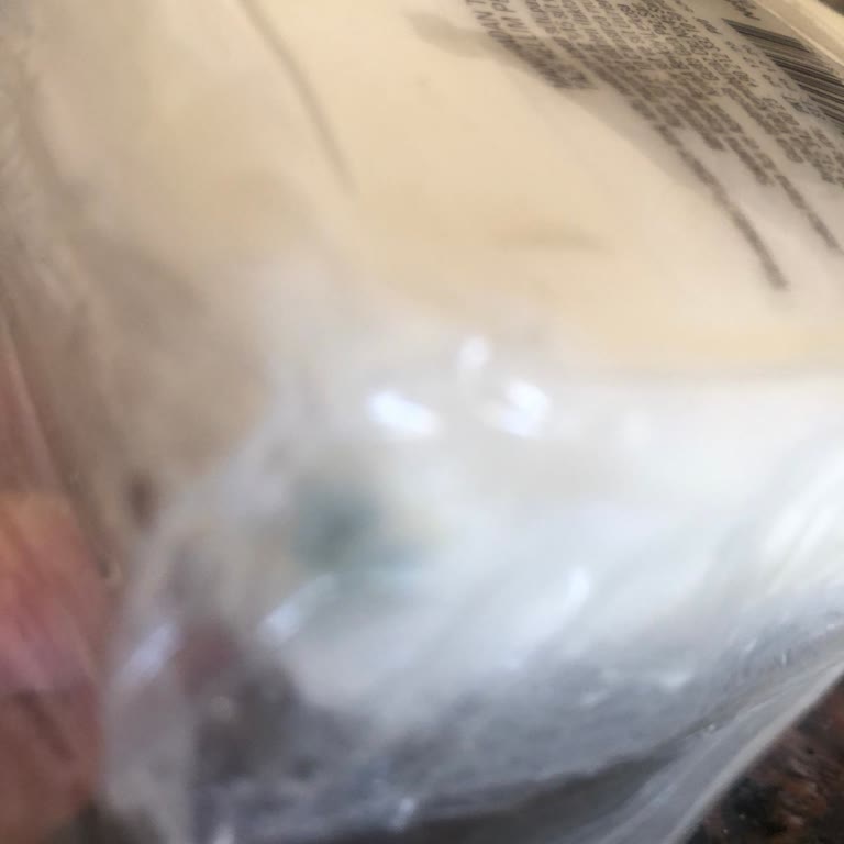 Bozuk Peynir Ve Yanlış İade: Hediye Çekinden Kesinti Şaşkınlığı