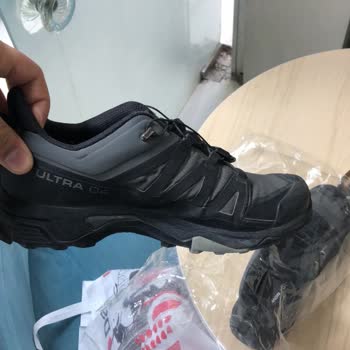 Salomon Gore-Tex Ayakkabının 1 Yıl 4 Ayda Yırtılması Ve Açıklama Olmadan Red Kararı