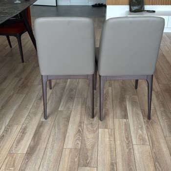 Lazzoni Mobilya'dan Aldığım Sandalyelerde Renk Uyumsuzluğu