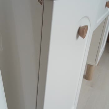 Modalife Kocaeli Şubesinde Defolu Mobilya Ve Cevapsız Değişim Talebi