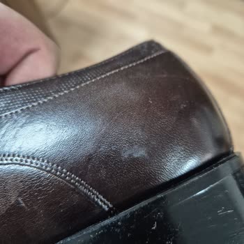 Derimod'tan Gelen Kullanılmış Ayakkabılar Ve İade Sorunu