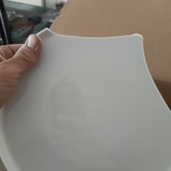 Kırık Ürün Ve Kibirli Mağaza Müdürünün Tutumu