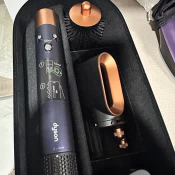 Dyson Airwrap Kutusunda Tarak Aparatı Eksik