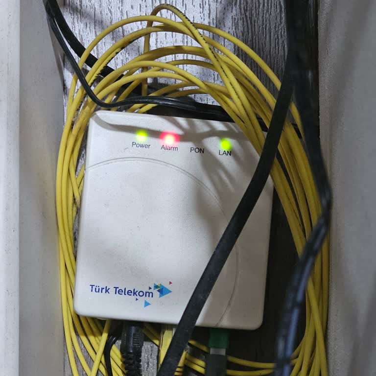 Türk Telekom İnternet Kesintisi 12 Şubat'tan Çözülmedi Müşteri Hizmetleri Yanıtsız
