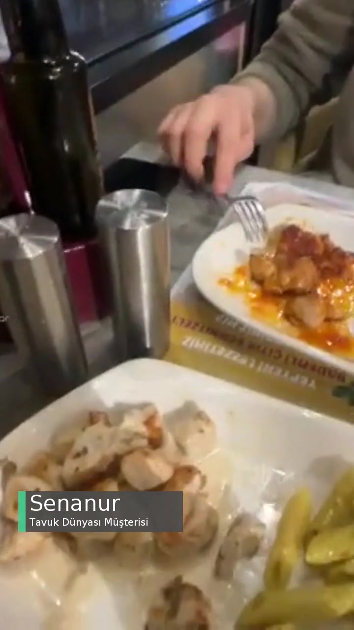 Tavuk Dünyası Siparişin Alınmaması Ve Gereği Gibi Yerine Getirilmemesi videonun kapak resmi