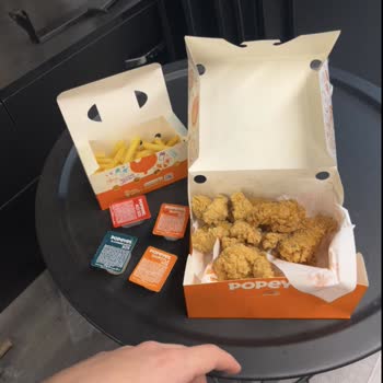 Popeyes Tekrarlanan Eksik Hamburger ve Cevapsız Müşteri Hizmeti: Zaman ve Para Kaybı