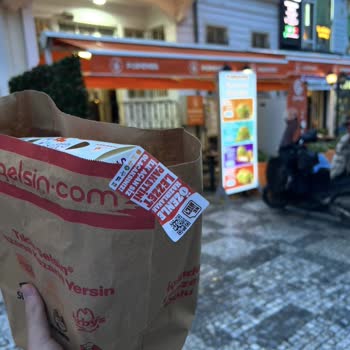 Popeyes Tekrarlanan Eksik Hamburger ve Cevapsız Müşteri Hizmeti: Zaman ve Para Kaybı