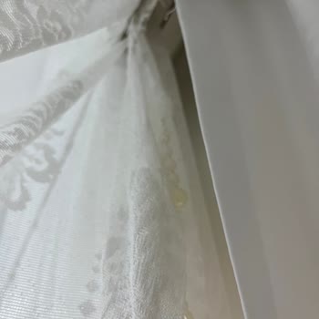 Bosch Çamaşır Makinesi Kıyafetleri Yırtıyor, Değişim İstiyorum