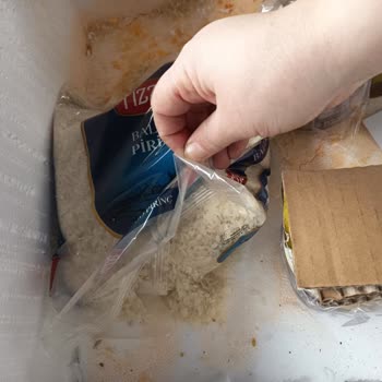 Yaylacı Peynircilik Kargo Hasarlı ve Kullanılmaz Durumda Geldi