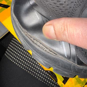 Greyder Ayakkabının 2-3 Ay İçinde Açılması ve Satıcı Tarafından Kullanıcı Hatası İddiası