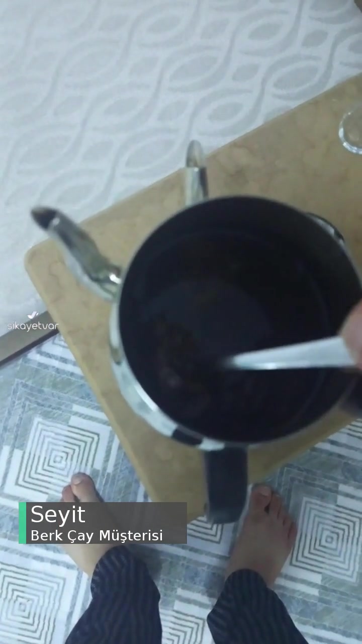 Berk Gold Ceylon Tea videonun kapak resmi
