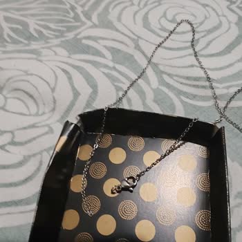 Swaroza'dan Kırık Zincirli Kolye Ve Cevapsız Şikayet