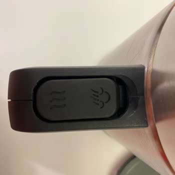 Tefal Alt Kısmında Erime Oluyor, Alt Tablası Zarar Görüyor, Belirgin Şekilde Plastik Kokusu Geliyor