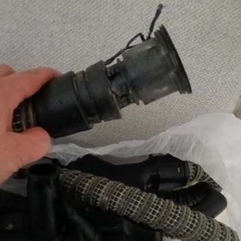 İhlas Servisinde Yeni Parça Söz Verildiği Halde Eski Parçalar Takıldı, Ücret İadesi Talep Ediliyor