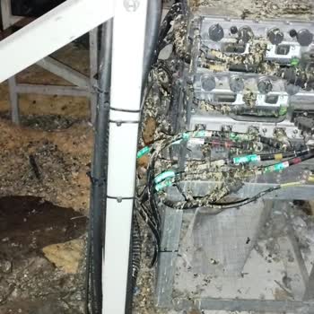 Turkcell Baz İstasyonunun Çatıdaki Gürültü Ve Hasar Nedeniyle Sökülmesi Talebi